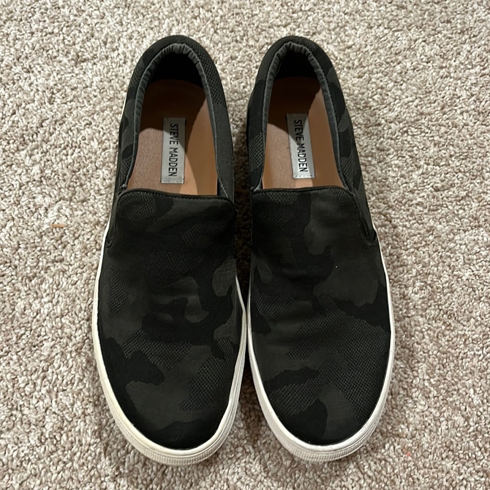 Steve Madden Camo Slip On Sneakers